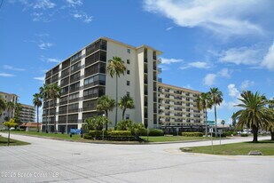 500 Palm Springs Blvd in Indian Harbour Beach, FL - Building Photo