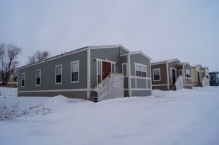 Countryview at Watford City Apartamentos