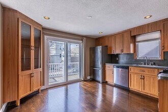 948 Broadway in Chelsea, MA - Building Photo - Building Photo