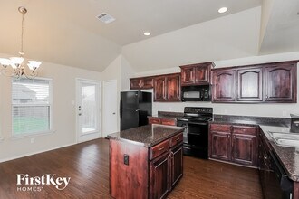5121 Meandering Creek Ct in Fort Worth, TX - Building Photo - Building Photo
