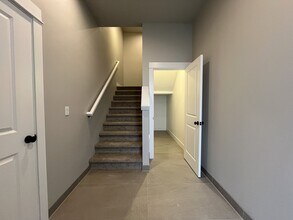 3618 SW Sandlewood Ln in Gresham, OR - Building Photo - Building Photo