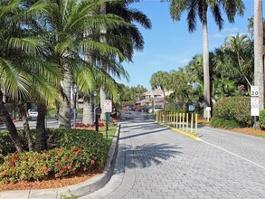 2239 Discovery Cir W in Deerfield Beach, FL - Building Photo - Building Photo
