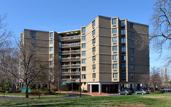 River Ridge Terrace in Highland Park, NJ - Building Photo - Building Photo