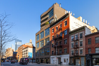 456 W 19th St in New York, NY - Foto de edificio - Building Photo