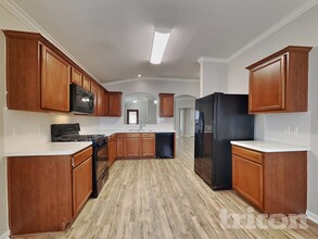 2422 Spring Lily Ct in Spring, TX - Foto de edificio - Building Photo