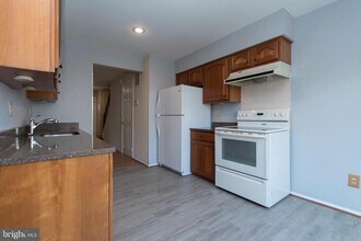 48 Pontiac Way in Gaithersburg, MD - Building Photo - Building Photo