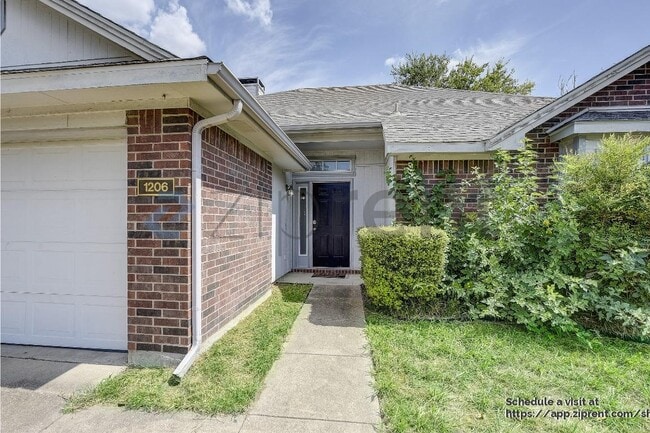 1206 Hyde Park Dr in McKinney, TX - Building Photo - Building Photo