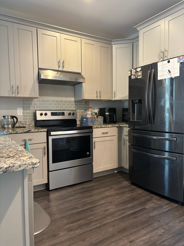 3855 Academy Dr in Opelika, AL - Foto de edificio - Building Photo