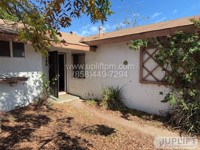 7746 Bloomfield Rd in San Diego, CA - Building Photo - Building Photo