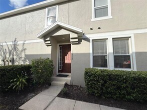 10703 Yellow Tiger Lily Dr in Orlando, FL - Building Photo - Building Photo