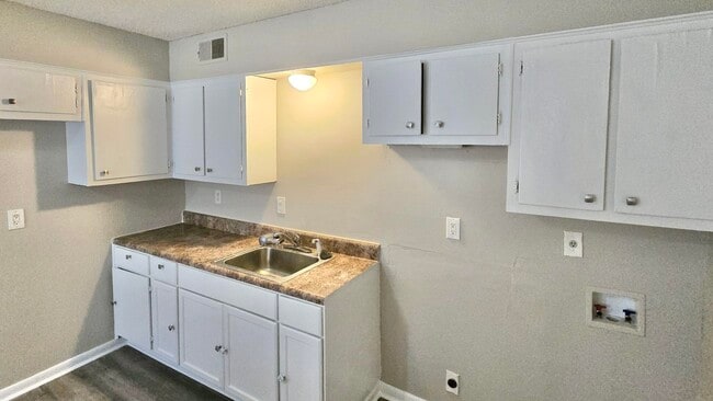4539 Spring Valley Dr in Memphis, TN - Building Photo - Building Photo
