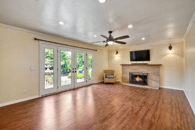4869 Alondra Way in Carlsbad, CA - Building Photo - Building Photo