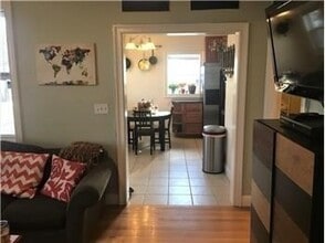 84 South St in Waltham, MA - Building Photo - Building Photo