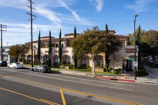 Villa Verdugo in Burbank, CA - Building Photo