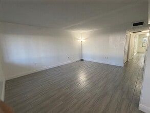 1235 S Highland Ave in Clearwater, FL - Building Photo - Building Photo