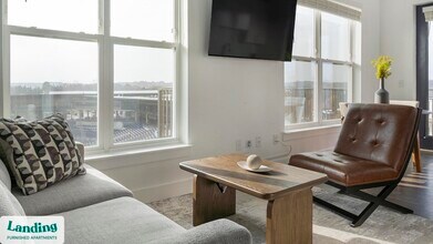 44 Braves Ave in Lawrenceville, GA - Building Photo - Building Photo