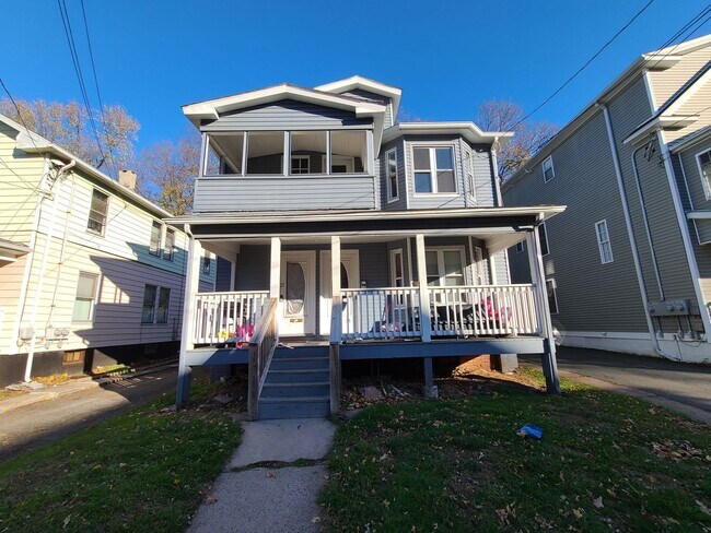 25 Prescott St in Meriden, CT - Building Photo - Building Photo