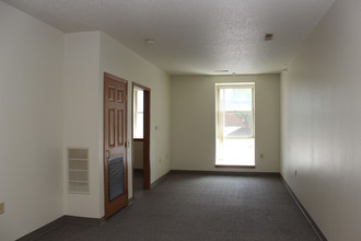 Century Plaza Apartments in Sioux City, IA - Building Photo - Building Photo