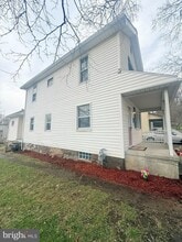503 Galbreath St in New Castle, PA - Building Photo - Building Photo