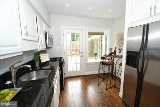 213 N Payne St in Alexandria, VA - Building Photo - Building Photo