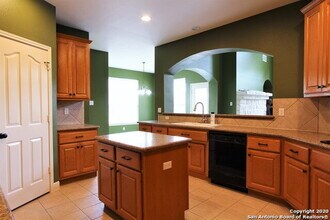 1806 Three Forks in San Antonio, TX - Building Photo - Building Photo