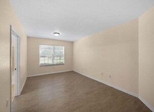 138 SW Peacock Blvd, Unit 20-102 in Port St. Lucie, FL - Building Photo - Building Photo