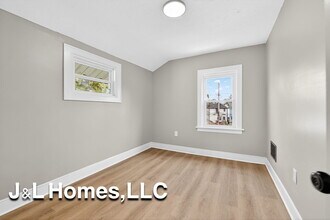 888 Miller Ave in Columbus, OH - Building Photo - Building Photo