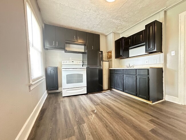 property at 706 Jackson St