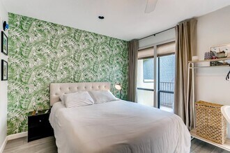 1106 W 6th St, Unit 213 in Austin, TX - Building Photo - Building Photo