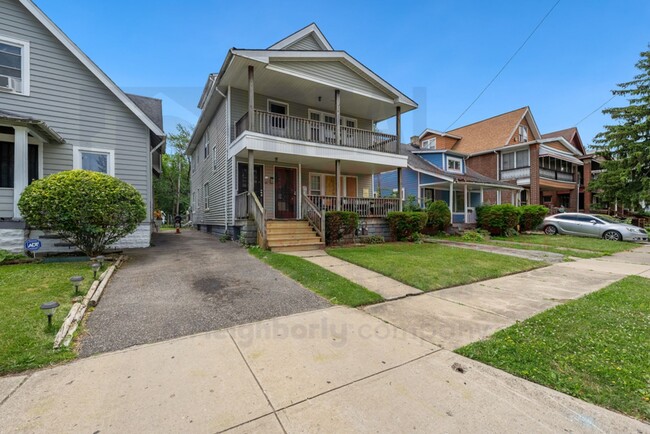 12806 Imperial Ave-Unit -Unit 1 in Cleveland, OH - Foto de edificio - Building Photo