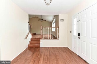 10135 Forest Hill Cir in Manassas, VA - Building Photo - Building Photo