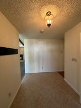 91 O St in Sanger, CA - Building Photo - Building Photo