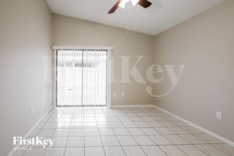 7331 W 29th Way in Hialeah, FL - Building Photo - Building Photo