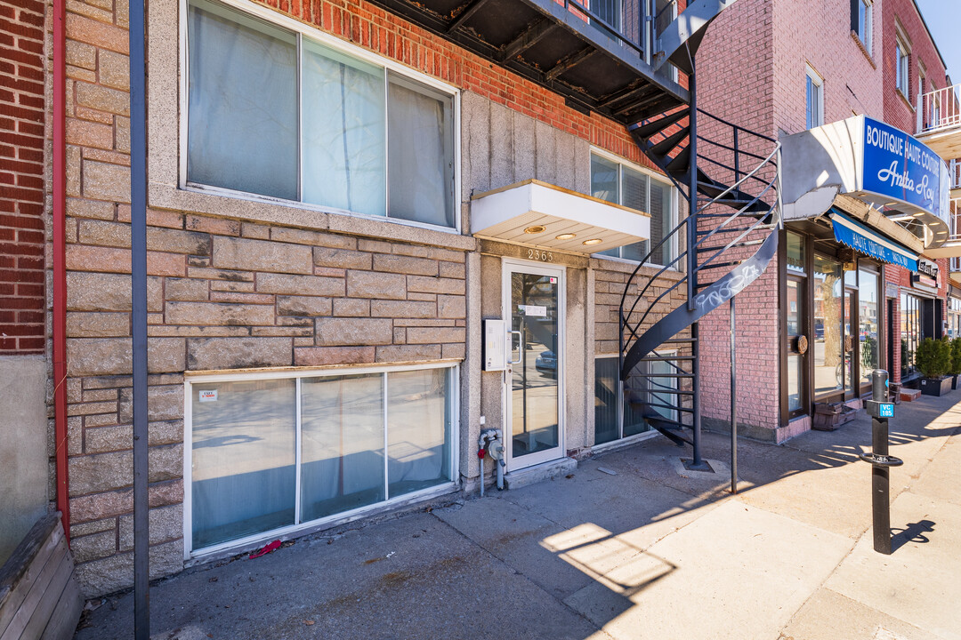 2363 Bélanger St in Montréal, QC - Building Photo