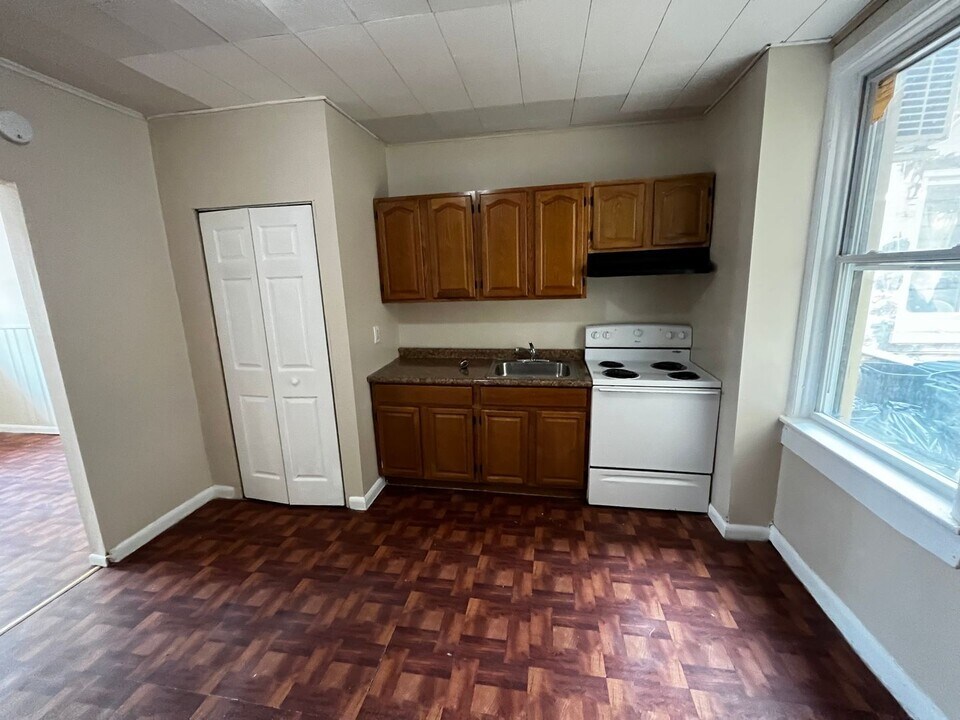 536 Walnut St-Unit -1st Fl in Reading, PA - Building Photo