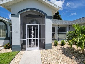 237 SW 47th St in Cape Coral, FL - Building Photo - Building Photo