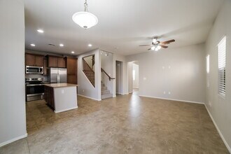 477 N Citrus Ln in Gilbert, AZ - Foto de edificio - Building Photo