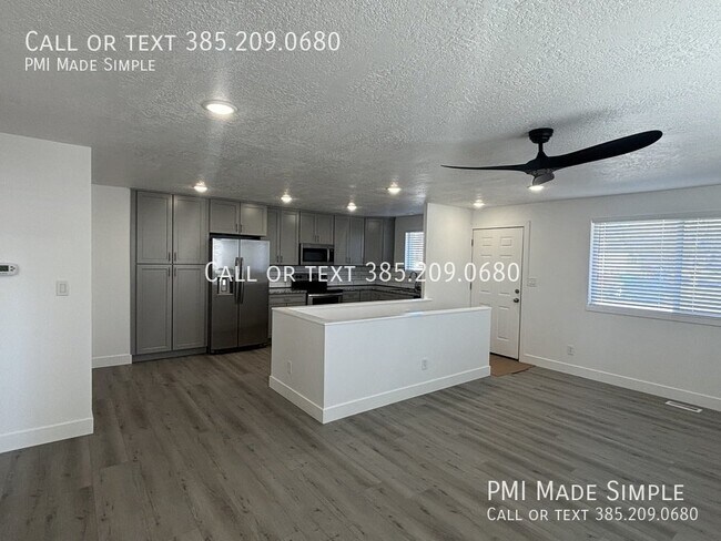 256 N 1200 W in Provo, UT - Foto de edificio - Building Photo