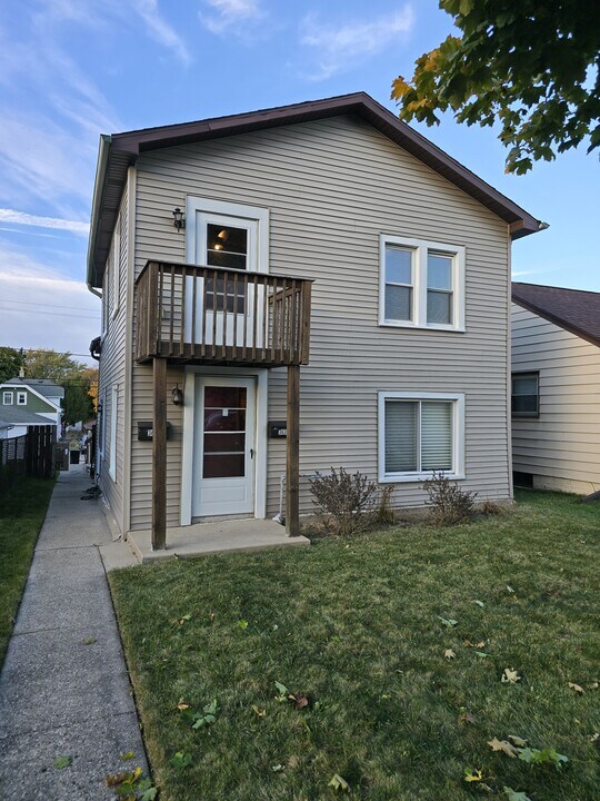 3634 E Bottsford Ave in Cudahy, WI - Building Photo