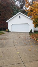 6678 Hidden Lake Trl in Brecksville, OH - Building Photo - Building Photo