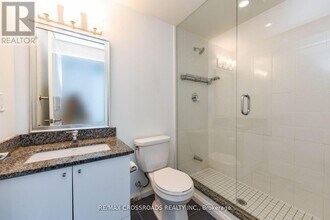 55 Eglinton Ave W in Mississauga, ON - Building Photo - Building Photo