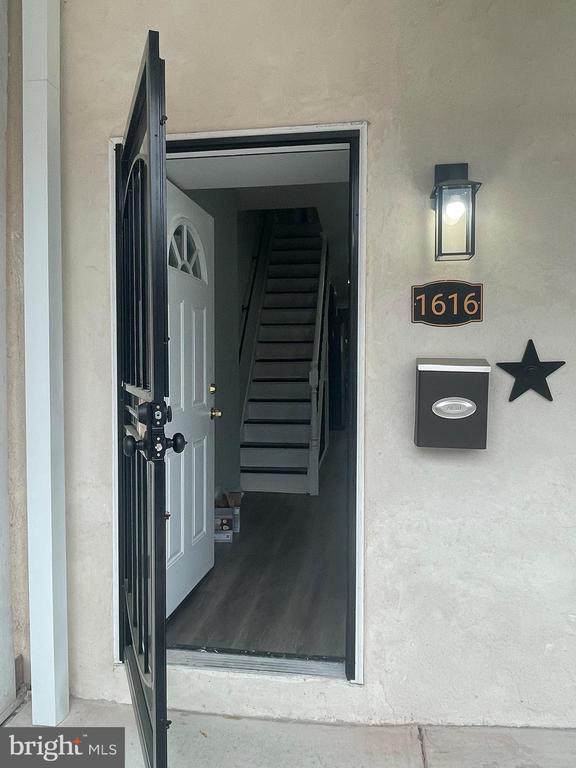 1616 W Ontario St in Philadelphia, PA - Building Photo - Building Photo