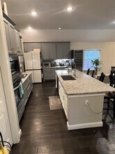 404 Peakside Cir in Dripping Springs, TX - Building Photo - Building Photo