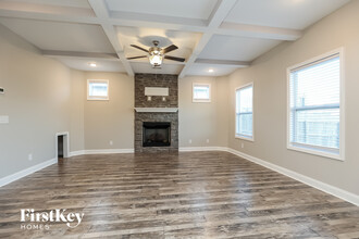 1104 Eagle's View Dr in Clarksville, TN - Building Photo - Building Photo