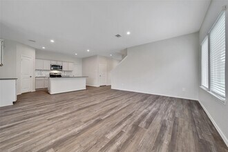 11840 Summertime Dr in Willis, TX - Building Photo - Building Photo