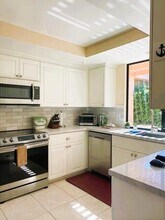 48 Palma Dr in Rancho Mirage, CA - Building Photo - Building Photo