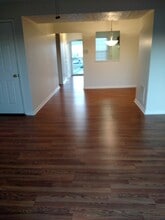 807 W Spring Meadow Ct in Edgewood, MD - Foto de edificio - Building Photo