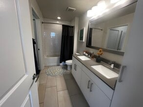 334 NE 26th Ter, Unit A3 in Miami, FL - Foto de edificio - Building Photo