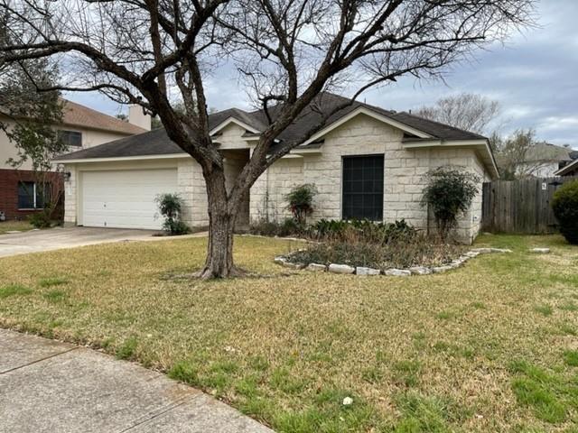 6011 Bel Fay Ln in Austin, TX - Building Photo