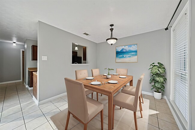 3908 Colorado Ave in Dickinson, TX - Building Photo - Building Photo